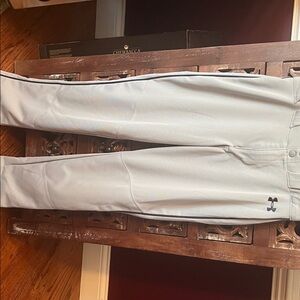 Under Armour Men’s Light Gray Athletic Baseball Pants